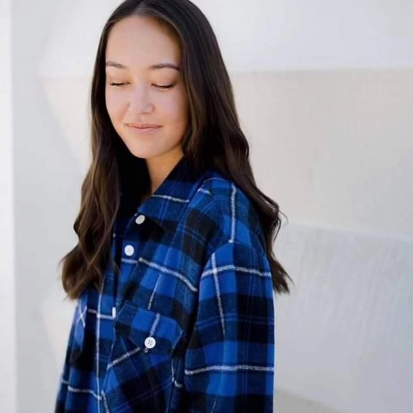 The Roster Blue Horizon Shacket - Picture 2 of 3